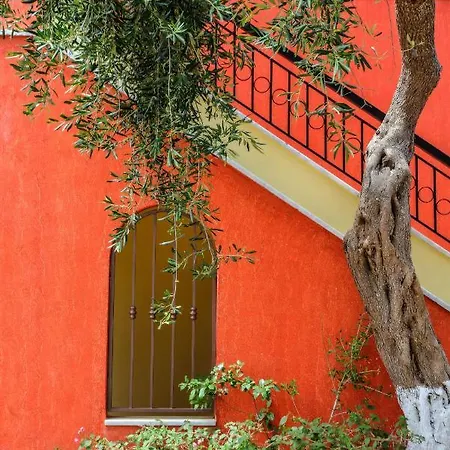Willa Bella Vista & Gaios