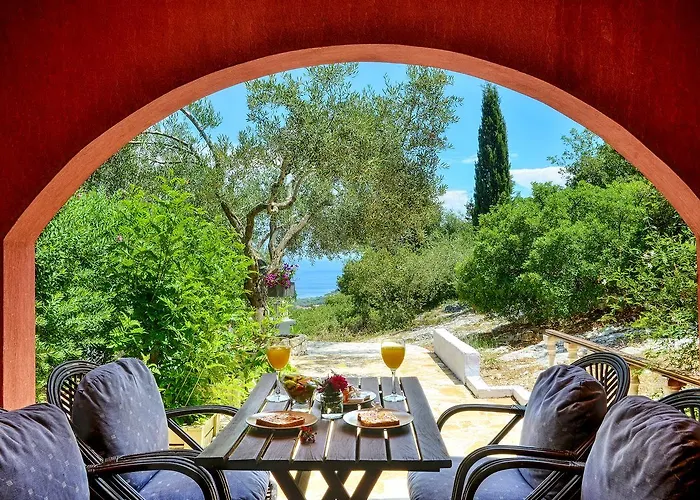 Bella Vista & Villa Gaios